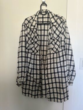 Women's Black & White Plaid Button-Up Jacket